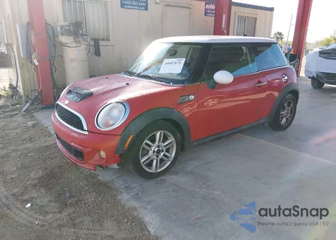 2011 Mini Cooper S из США, поврежденный, VIN WMWSV3C55BTY11844